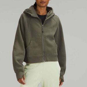 Lululemon cropped scuba